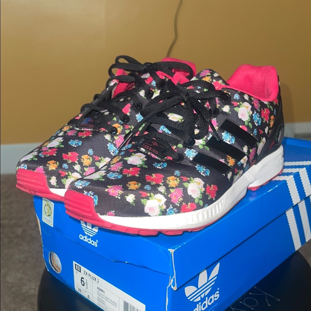 Adidas ZX Flux J Sneakers - Black, pink, white with floral design